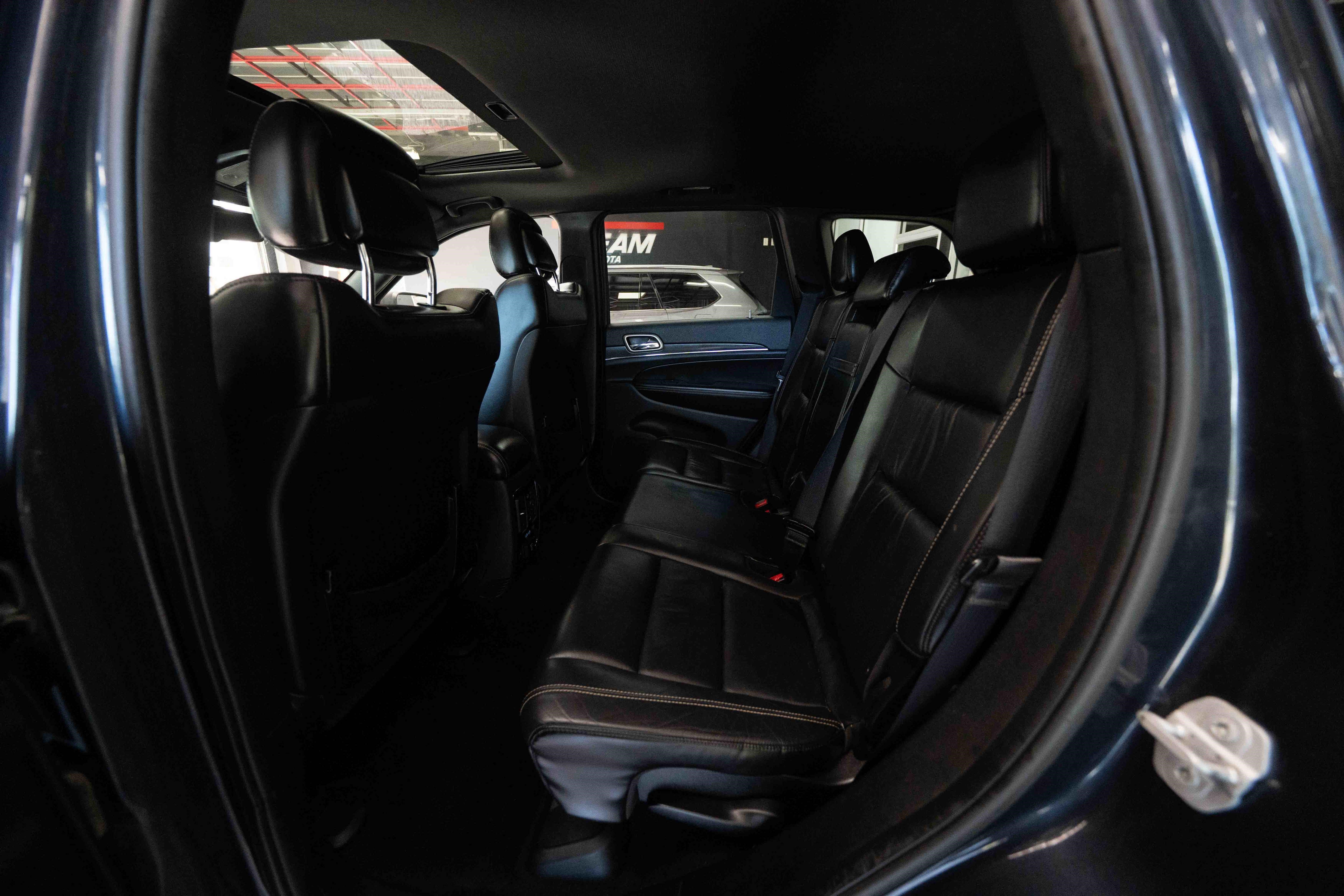 Used 2015 Jeep Grand Cherokee Limited AWD/4WD image 22