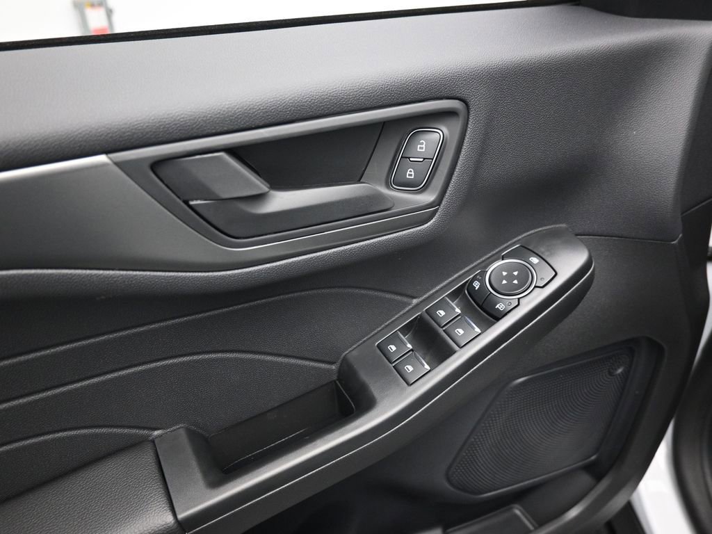 New 2025 Ford Escape Active image 10