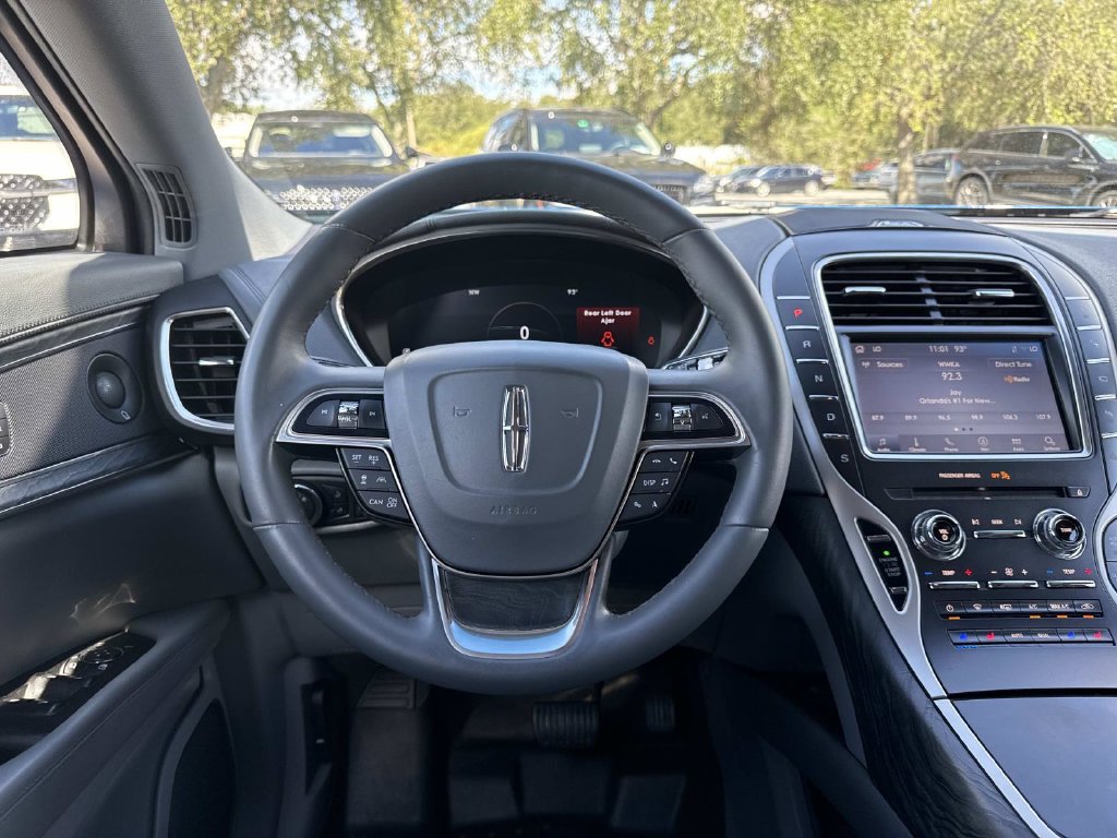 Used 2020 Lincoln Nautilus Reserve w/ Equipment Group 201A FWD image 17