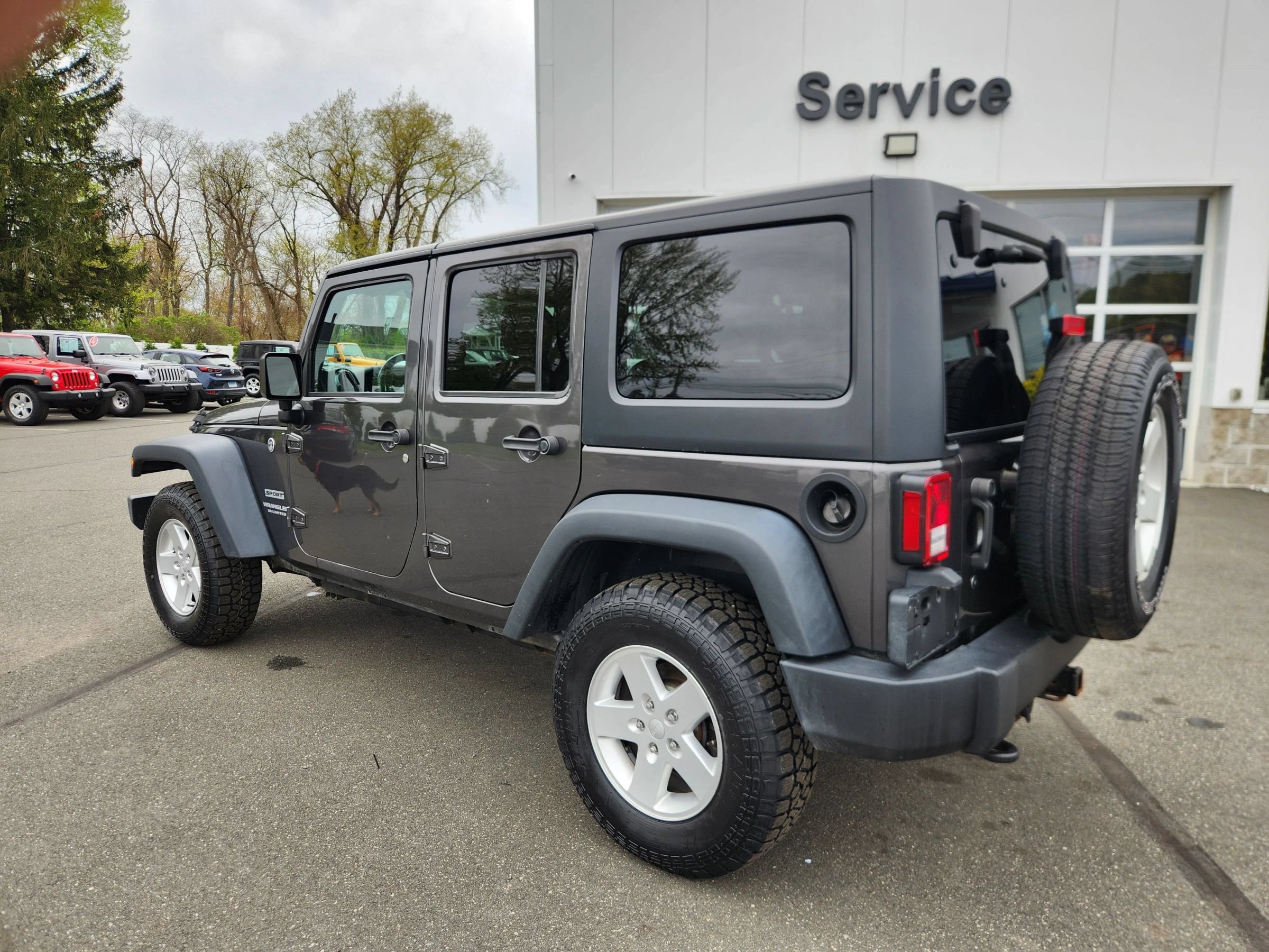 Used 2017 Jeep Wrangler Unlimited Sport w/ Quick Order Package 24S AWD/4WD image 5