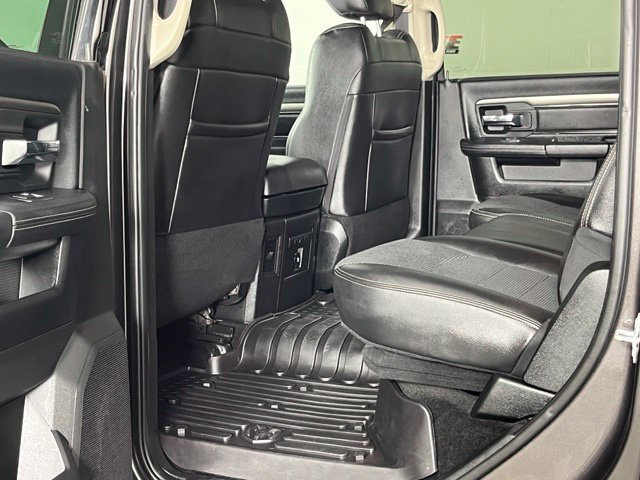 Used 2018 RAM 2500 Big Horn w/ Sport Appearance Group AWD/4WD image 19
