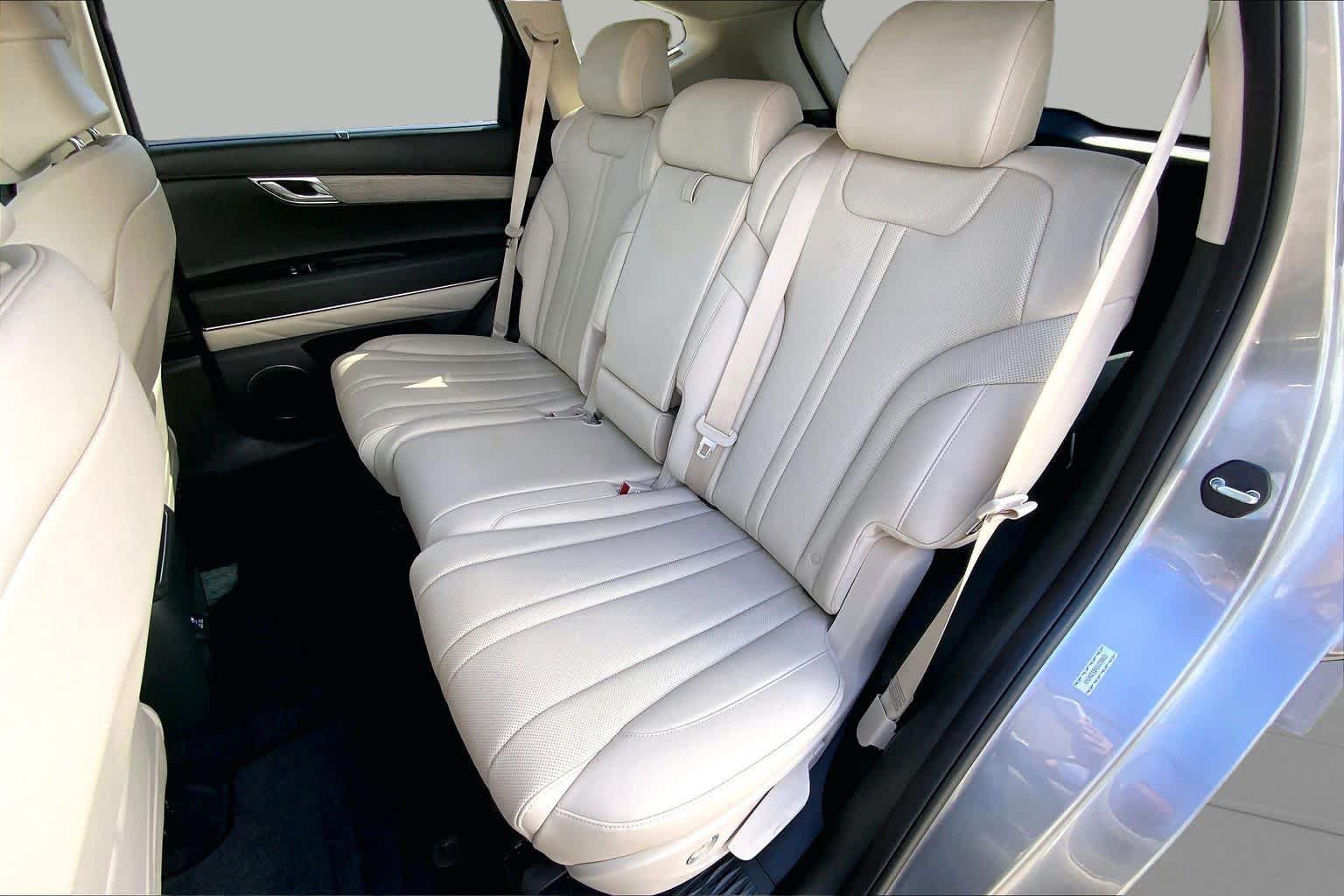 Used 2025 Genesis GV80 2.5T Select AWD/4WD image 21