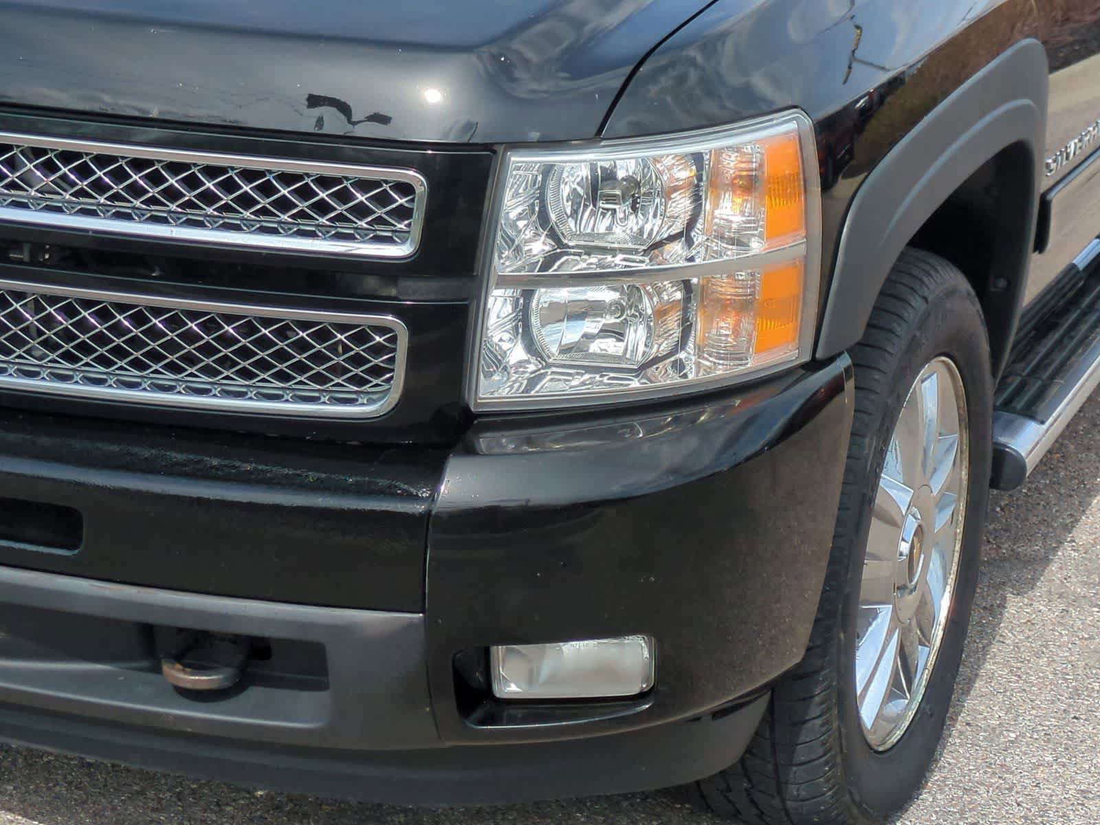 Used 2013 Chevrolet Silverado 1500 LTZ AWD/4WD image 11