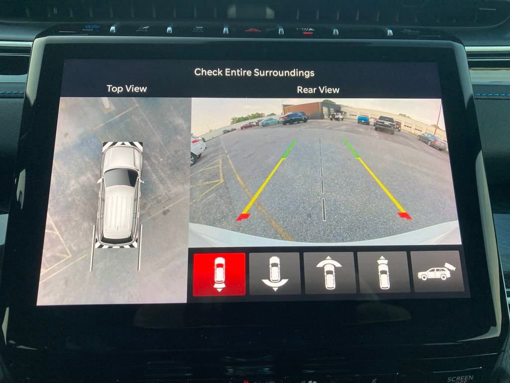 New 2024 Jeep Grand Cherokee Trailhawk w/ Advanced Protech Group II image 21