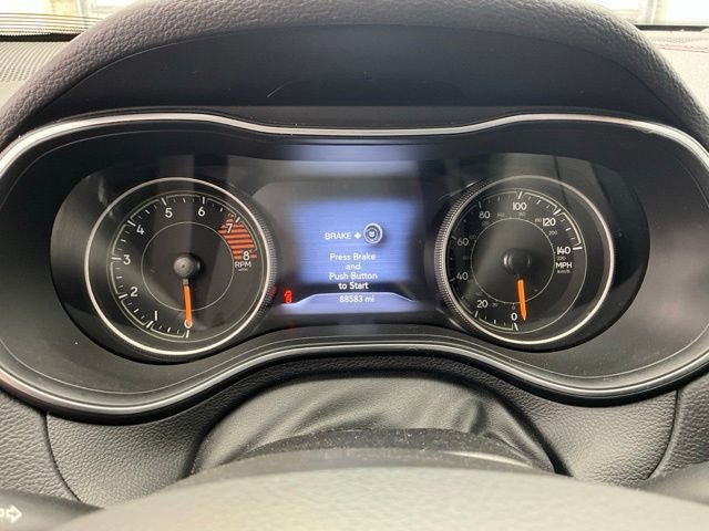 Used 2020 Jeep Cherokee Trailhawk w/ Cold Weather Group AWD/4WD image 9