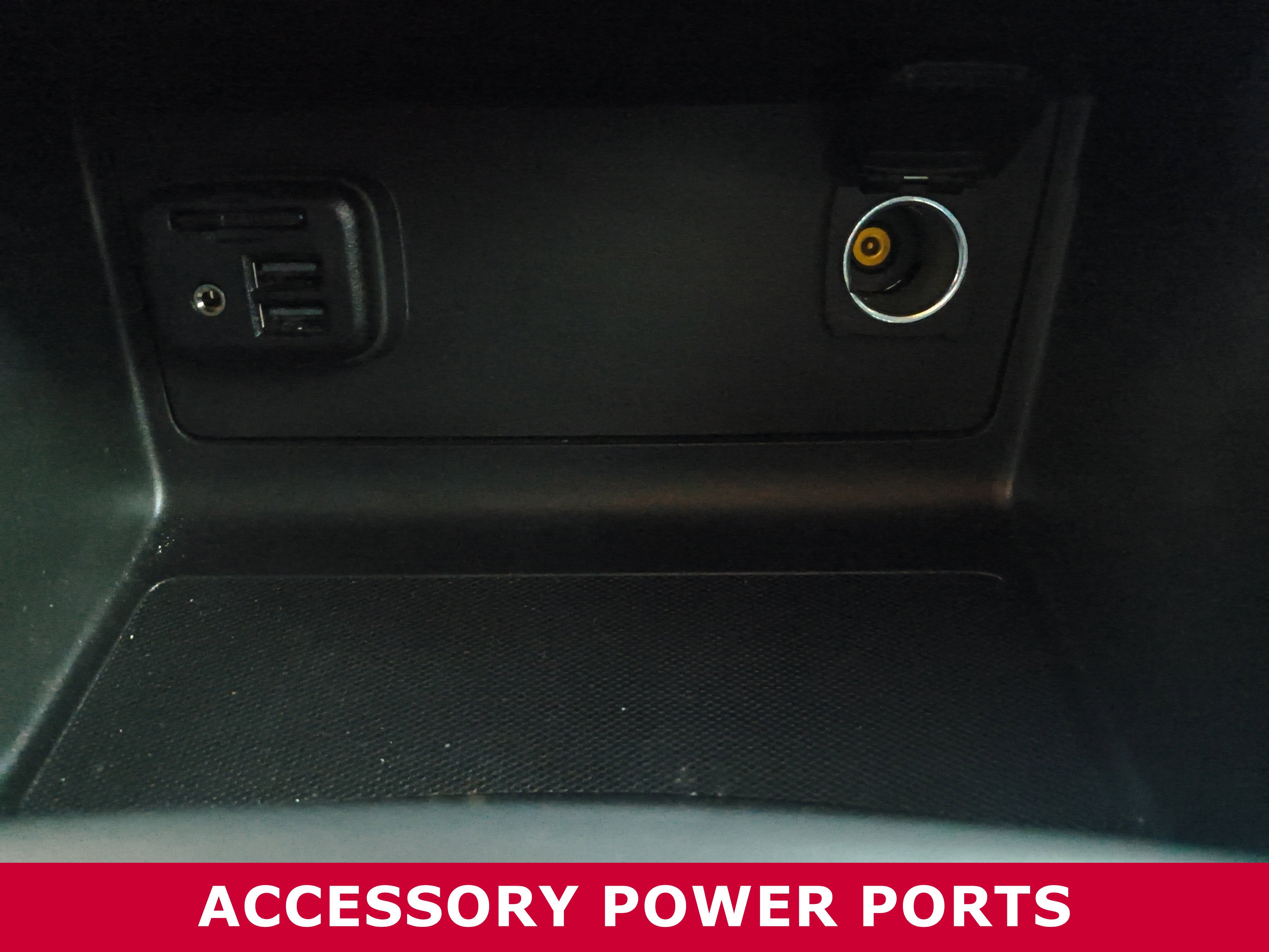 Used 2022 Chevrolet Colorado LT w/ LT Convenience Package image 18