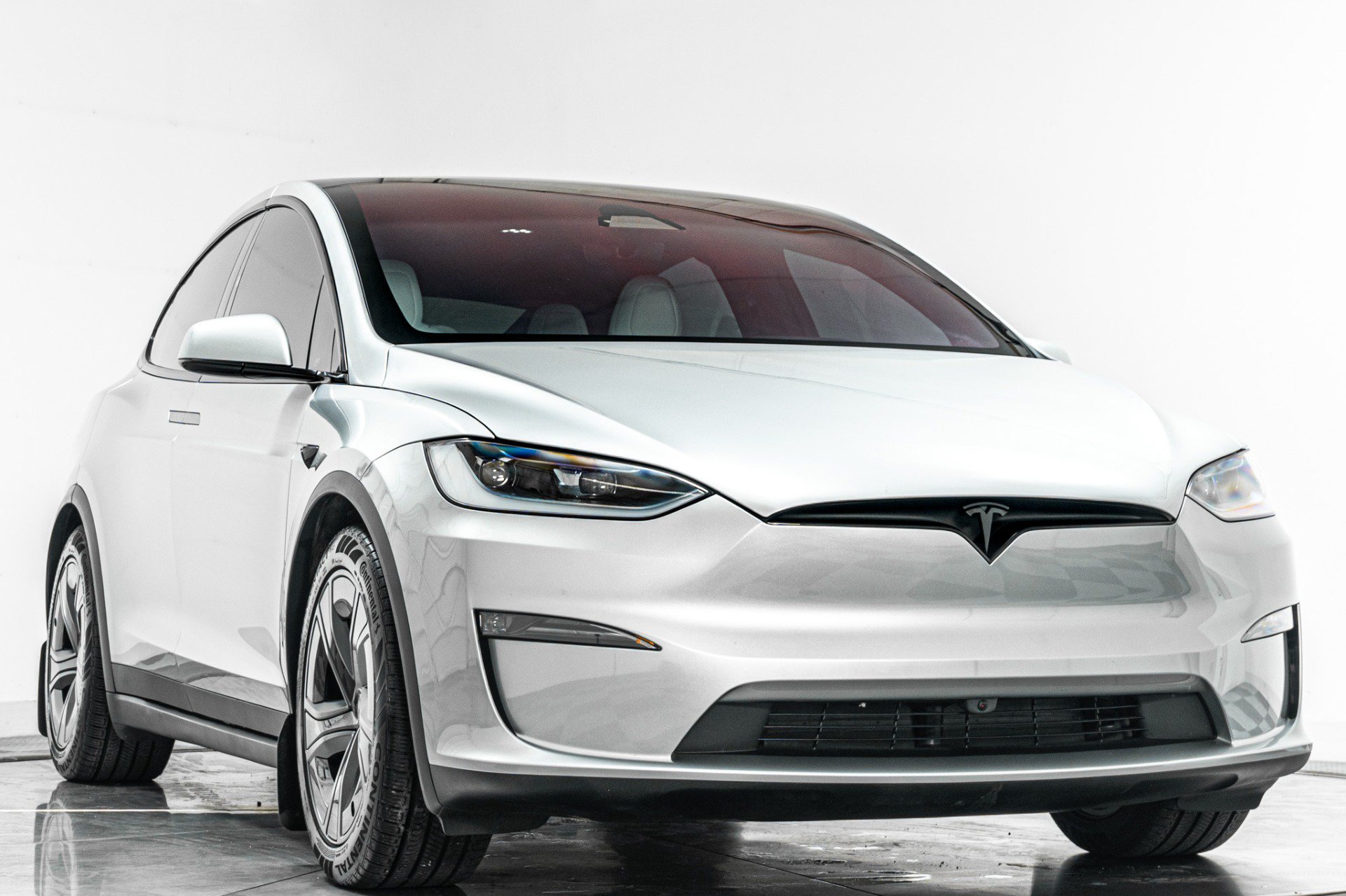 Used 2026 Tesla Model X Plaid AWD/4WD image 3