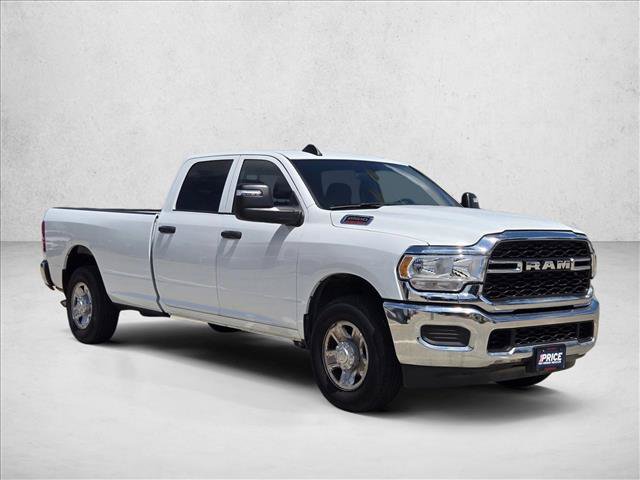 Used 2024 RAM 2500 Tradesman w/ Chrome Appearance Group RWD image 3