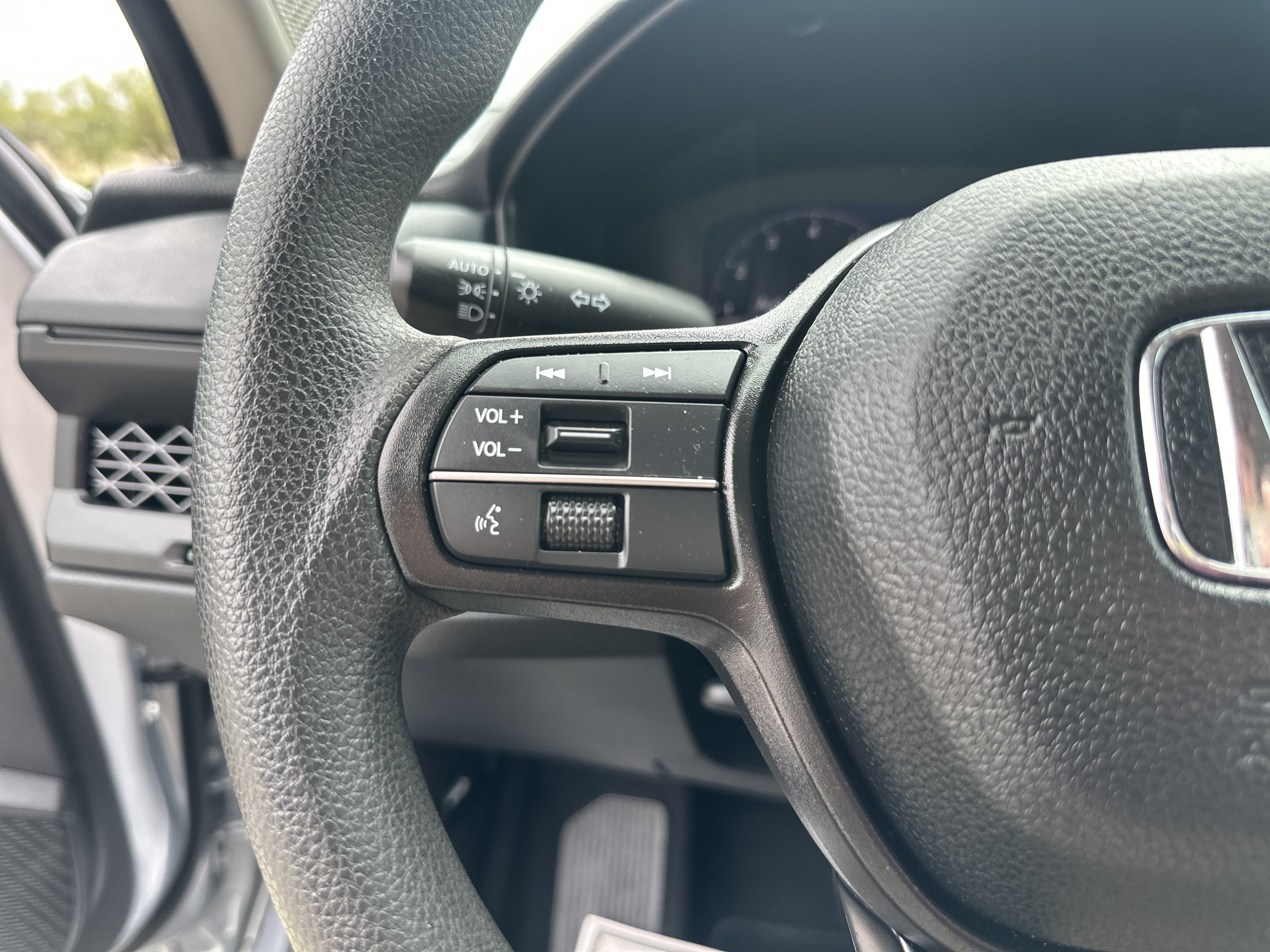 Used 2025 Honda Accord SE image 23