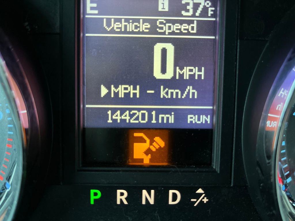 Used 2016 Chrysler Town & Country Touring w/ Driver Convenience Group image 16