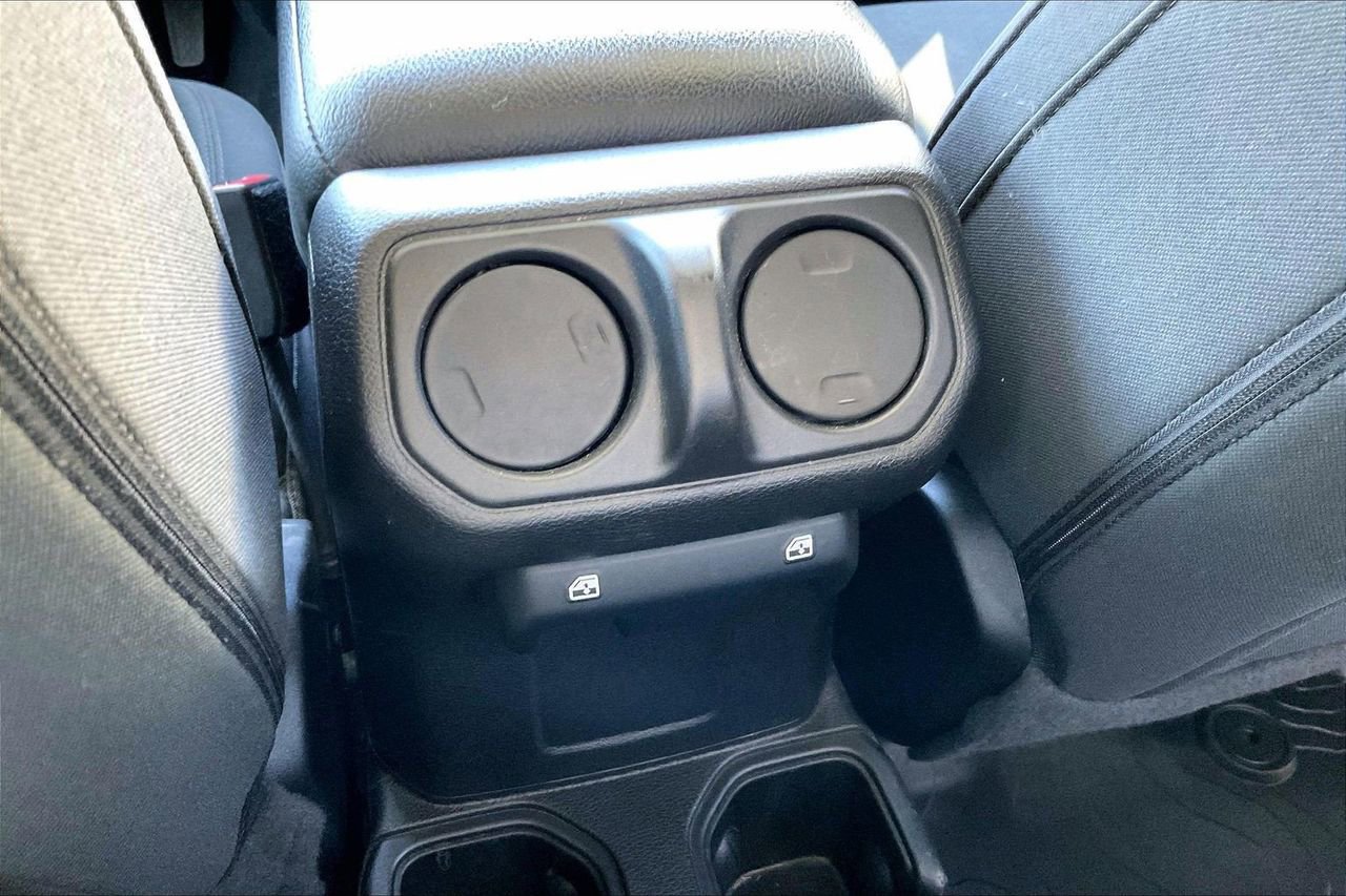 Certified 2022 Jeep Gladiator Sport image 16