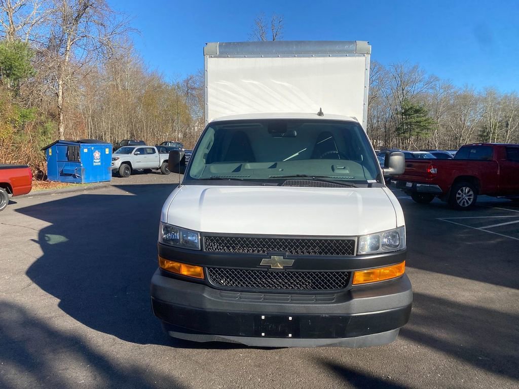 Used 2021 Chevrolet Express 3500 image 3