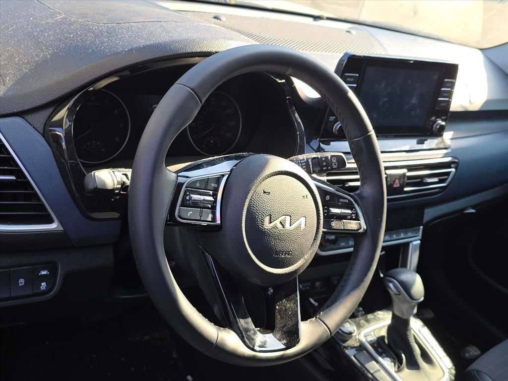 Certified 2023 Kia Seltos S FWD image 7