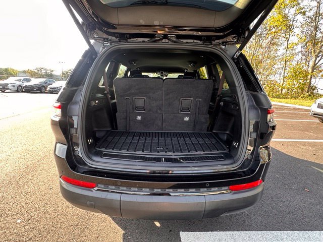 Used 2021 Jeep Grand Cherokee L Laredo AWD/4WD image 13