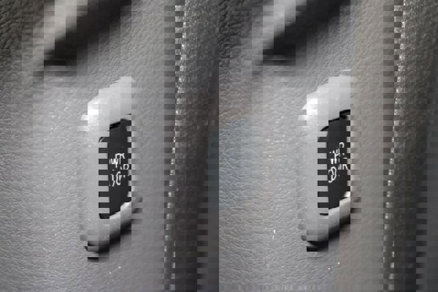 Used 2024 Toyota Sienna LE image 23