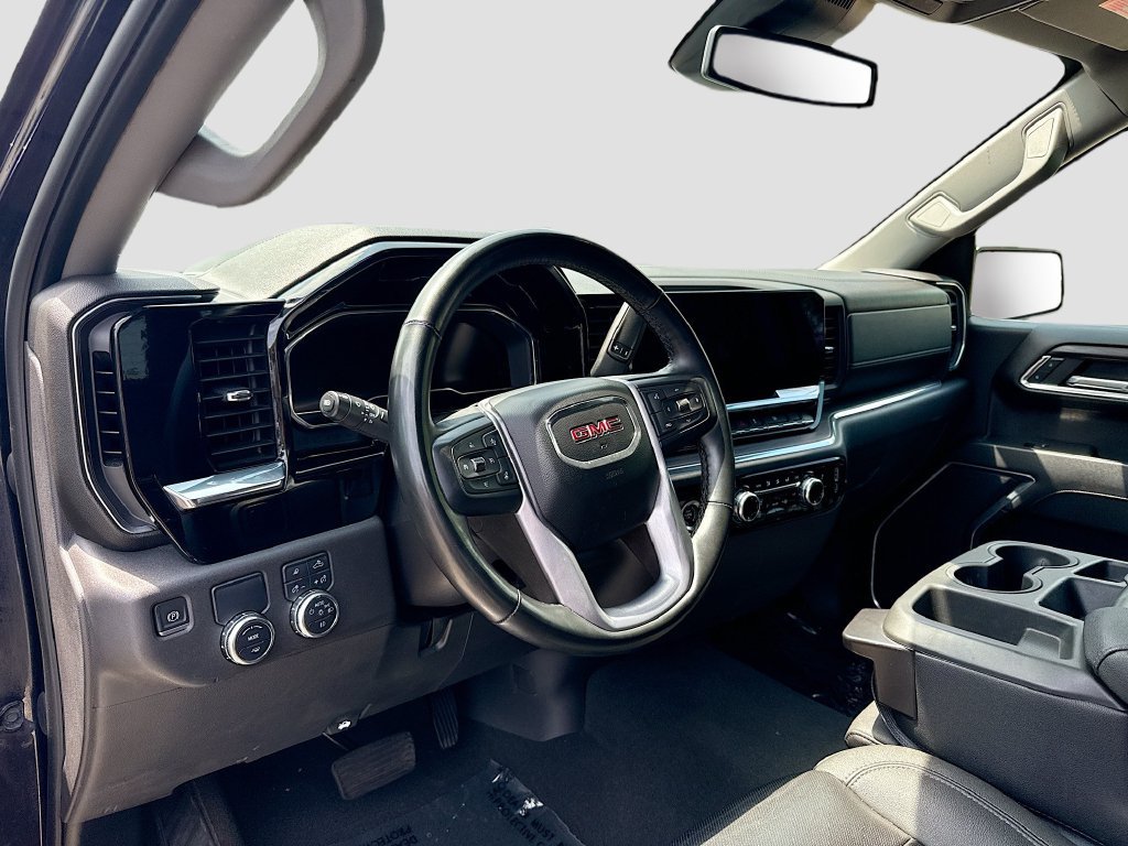 Used 2024 GMC Sierra 1500 SLT RWD image 9