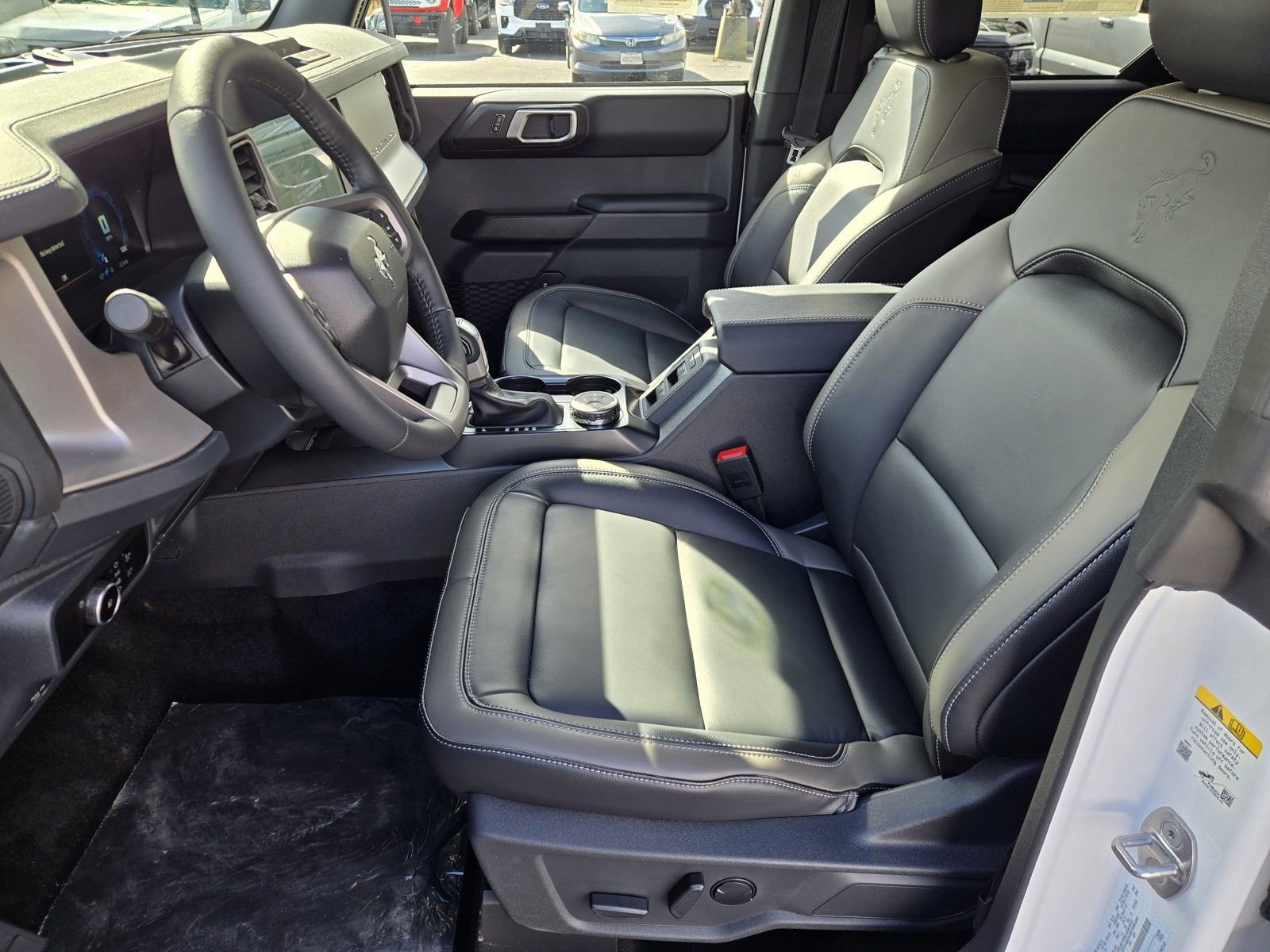 New 2026 Ford Bronco Outer Banks AWD/4WD image 8