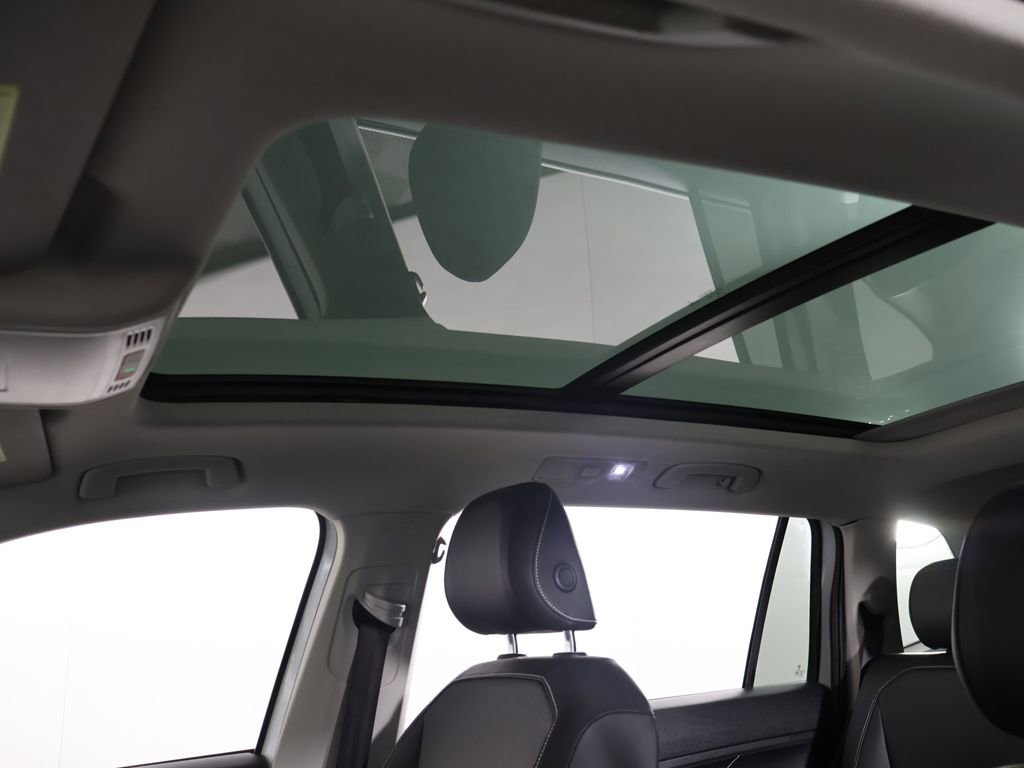 Used 2023 Volkswagen Tiguan SE image 20