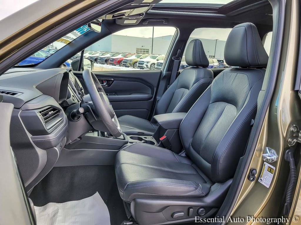 Used 2025 Subaru Forester Limited w/ Popular Package #2 AWD/4WD image 8