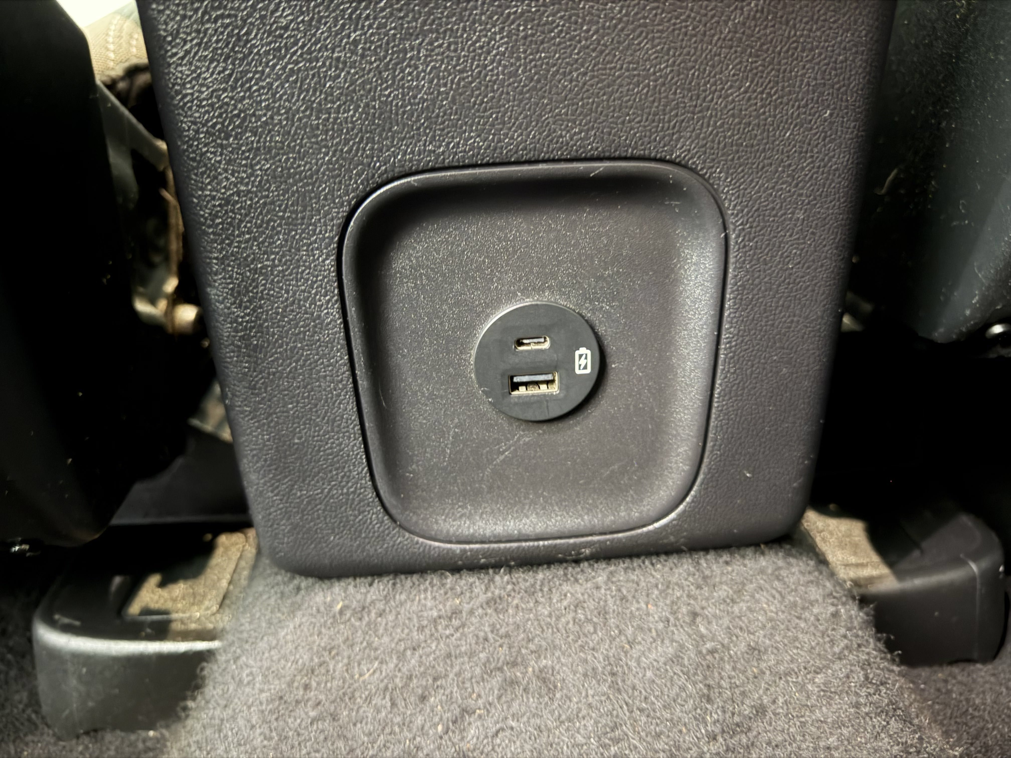 Used 2022 Ford Escape SE FWD image 25