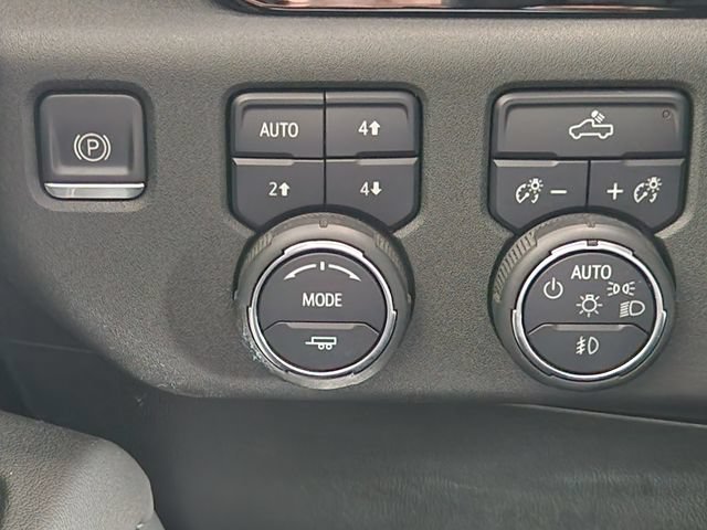 Used 2023 Chevrolet Silverado 1500 RST AWD/4WD image 20