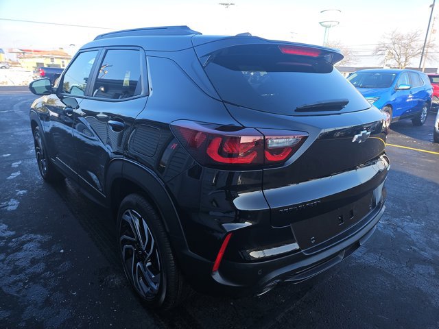 Used 2025 Chevrolet TrailBlazer RS w/ Convenience Package image 5