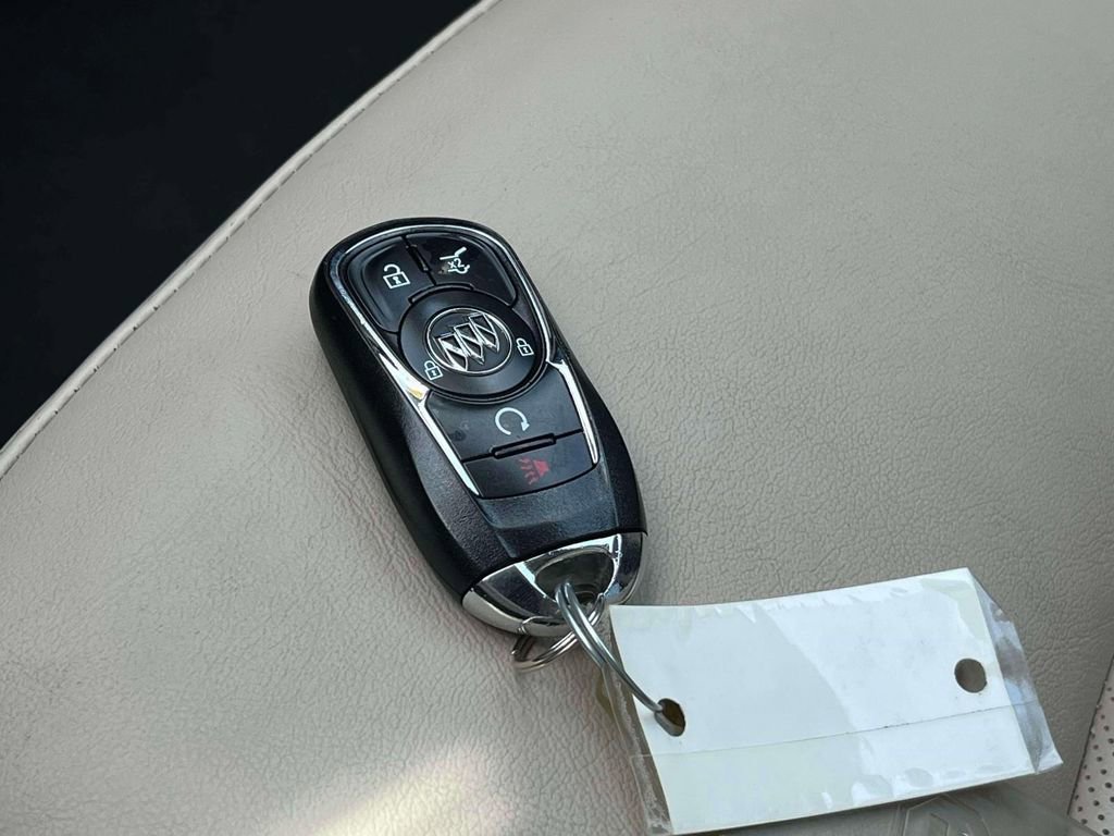 Used 2019 Buick Envision Premium AWD/4WD image 38