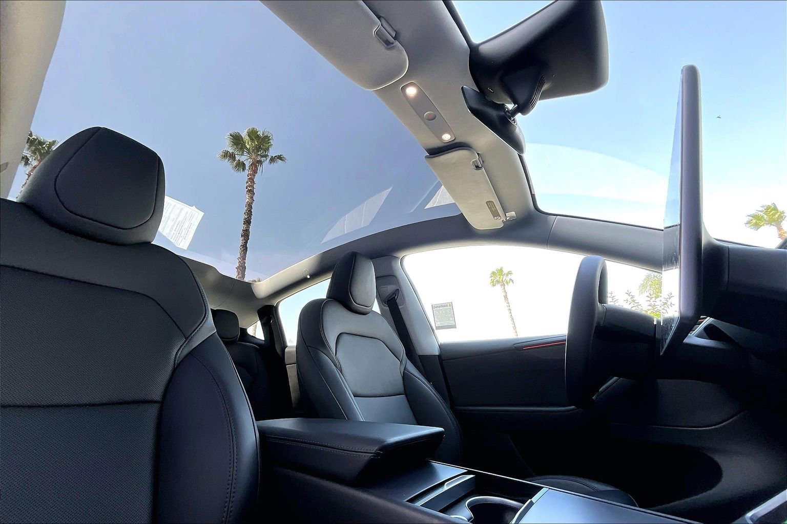 Used 2026 Tesla Model Y Long Range RWD image 21