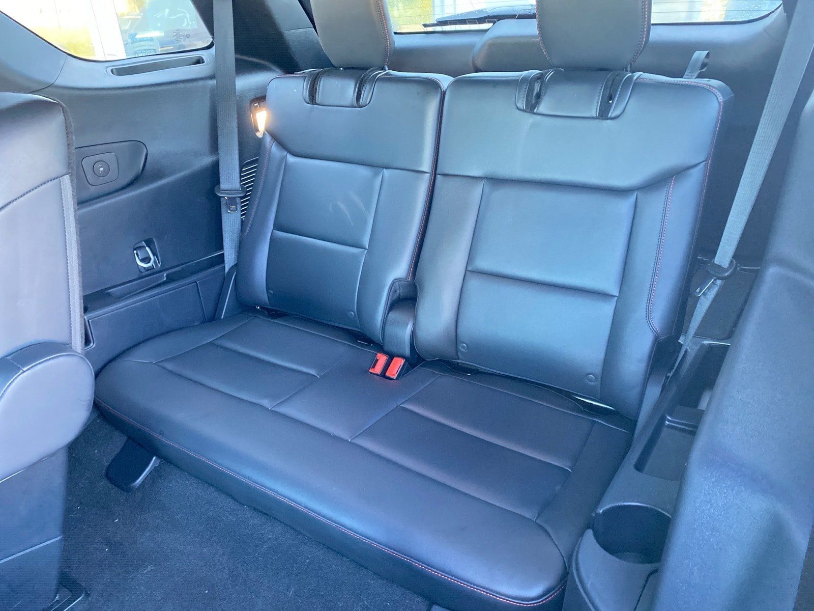 Used 2025 Ford Explorer ST-Line AWD/4WD image 23