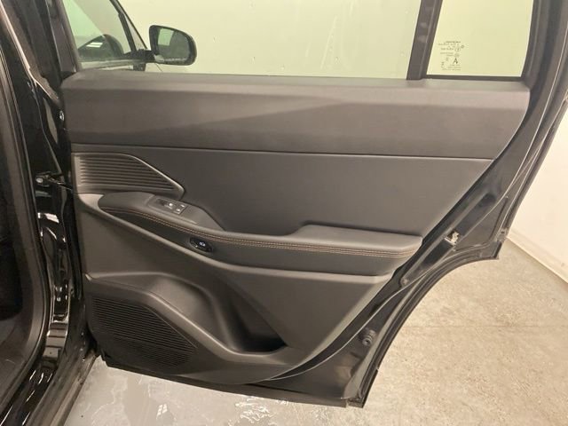 Used 2026 Jeep Cherokee Limited AWD/4WD image 29