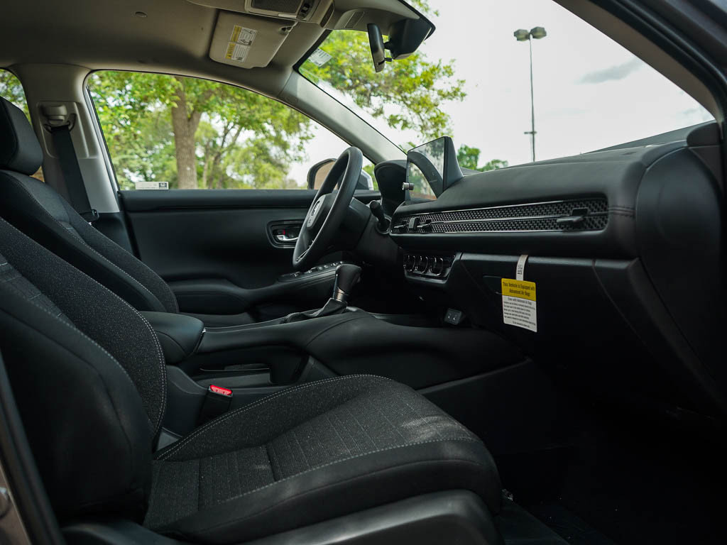 New 2026 Honda HR-V LX image 10