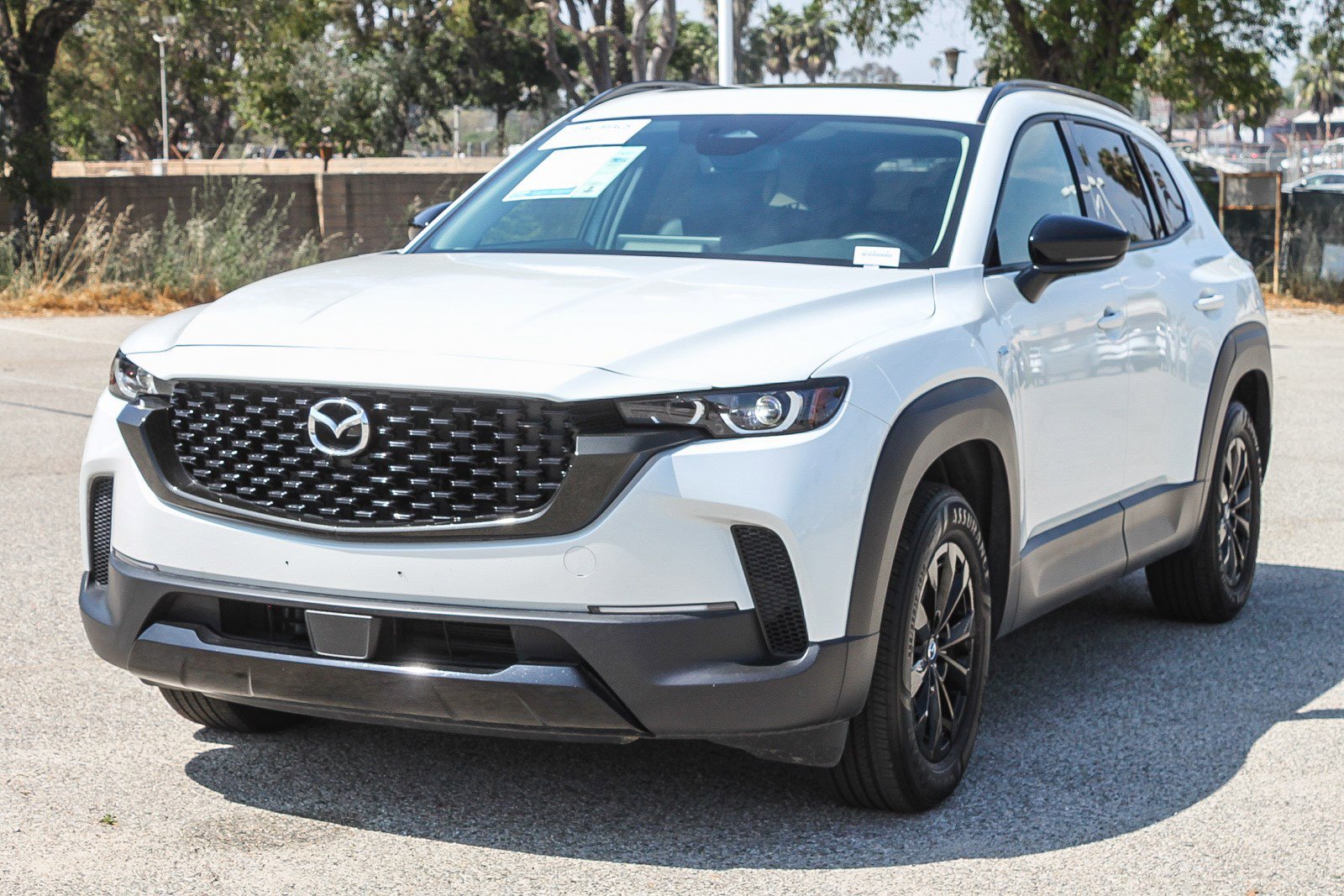 Used 2025 MAZDA CX-50 AWD 2.5 Hybrid w/ Premium Pkg image 3