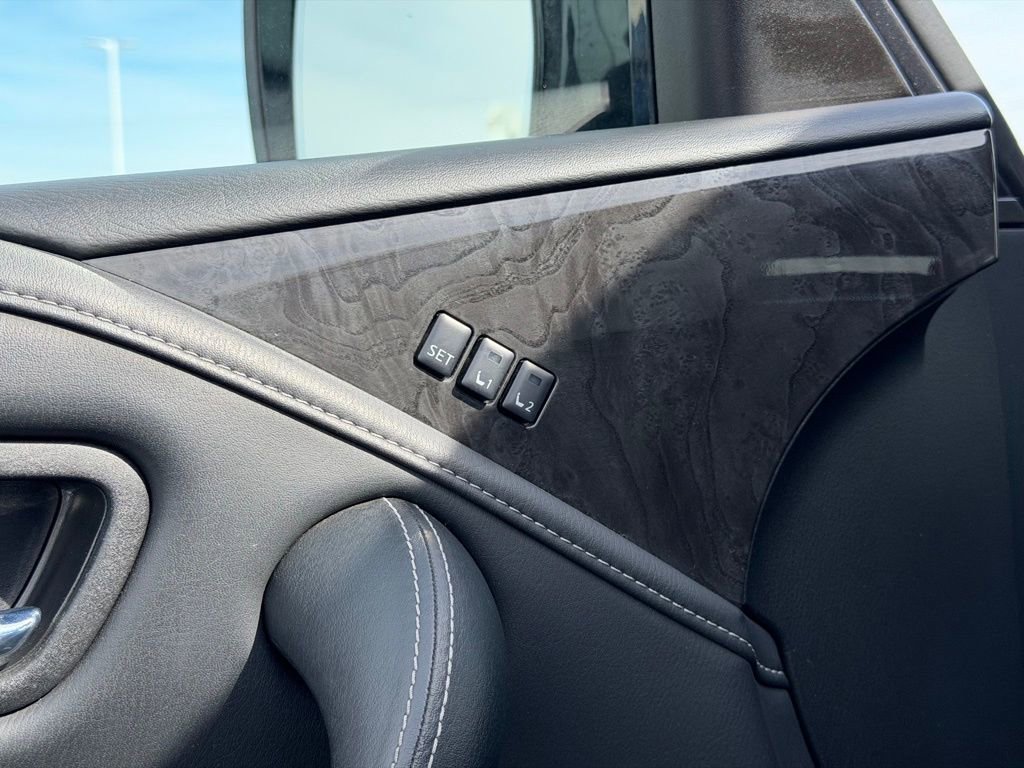 Used 2024 INFINITI QX80 Luxe image 14