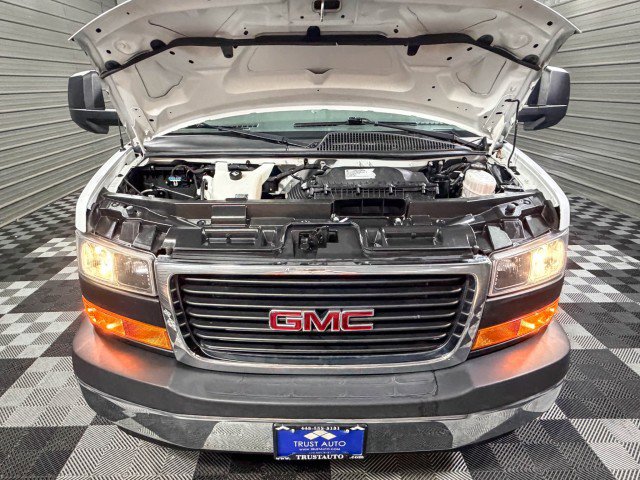 Used 2022 GMC Savana 3500 w/ Power Convenience Package image 39
