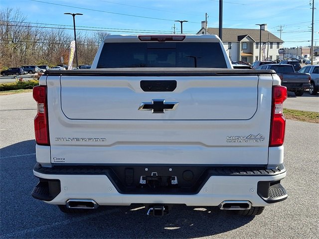 Used 2024 Chevrolet Silverado 1500 High Country w/ Technology Package image 9