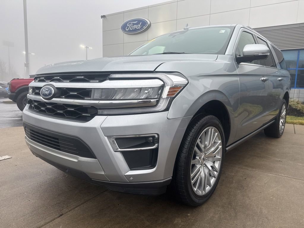 Used 2024 Ford Expedition Max Limited image 9