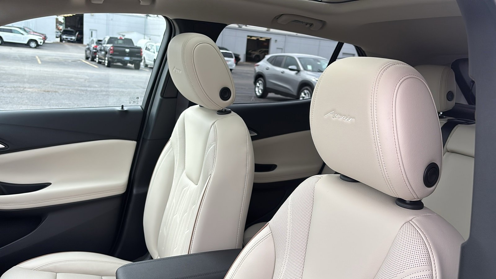 New 2026 Buick Encore GX Avenir w/ Avenir Technology Package image 13