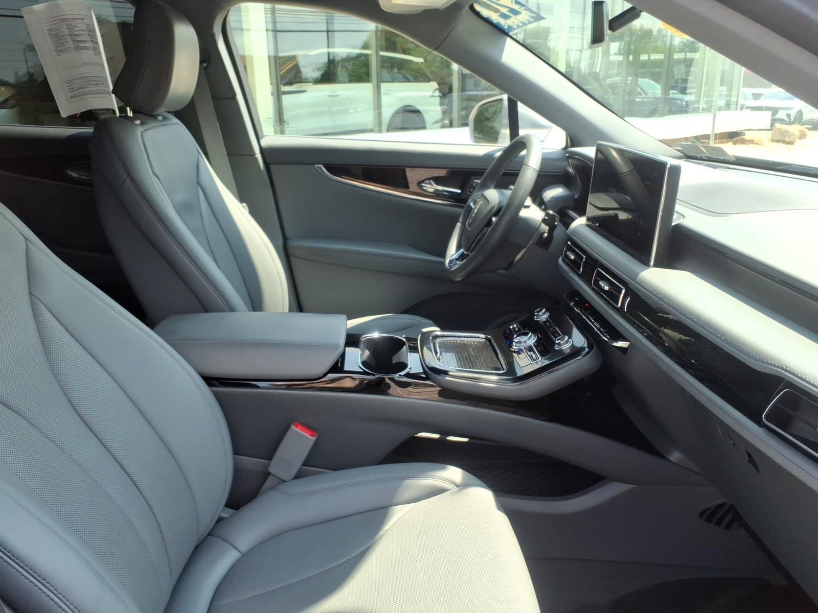 Certified 2022 Lincoln Nautilus Reserve AWD/4WD image 10