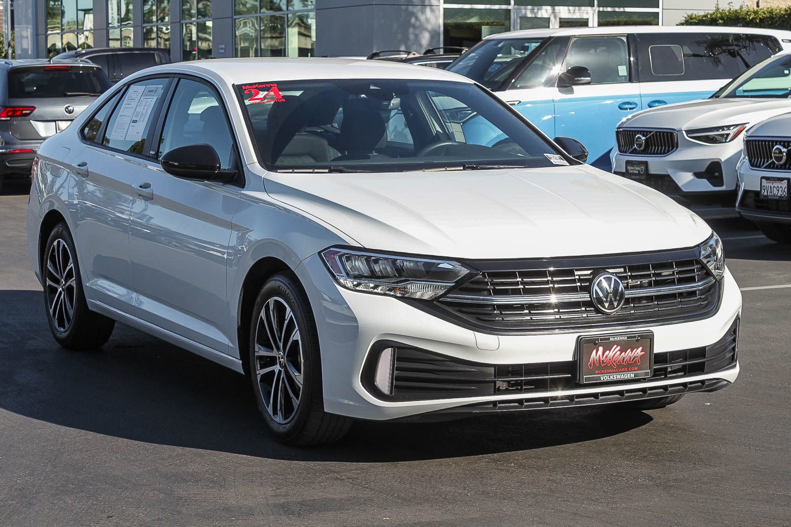 Used 2024 Volkswagen Jetta Sport image 3