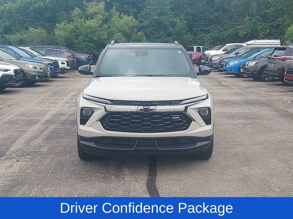 Used 2026 Chevrolet TrailBlazer RS w/ Convenience Package AWD/4WD image 2