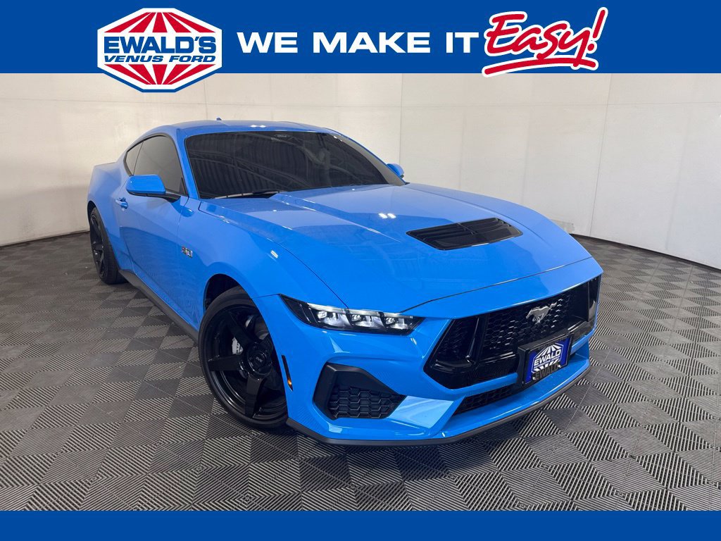 Used 2025 Ford Mustang GT RWD image 1