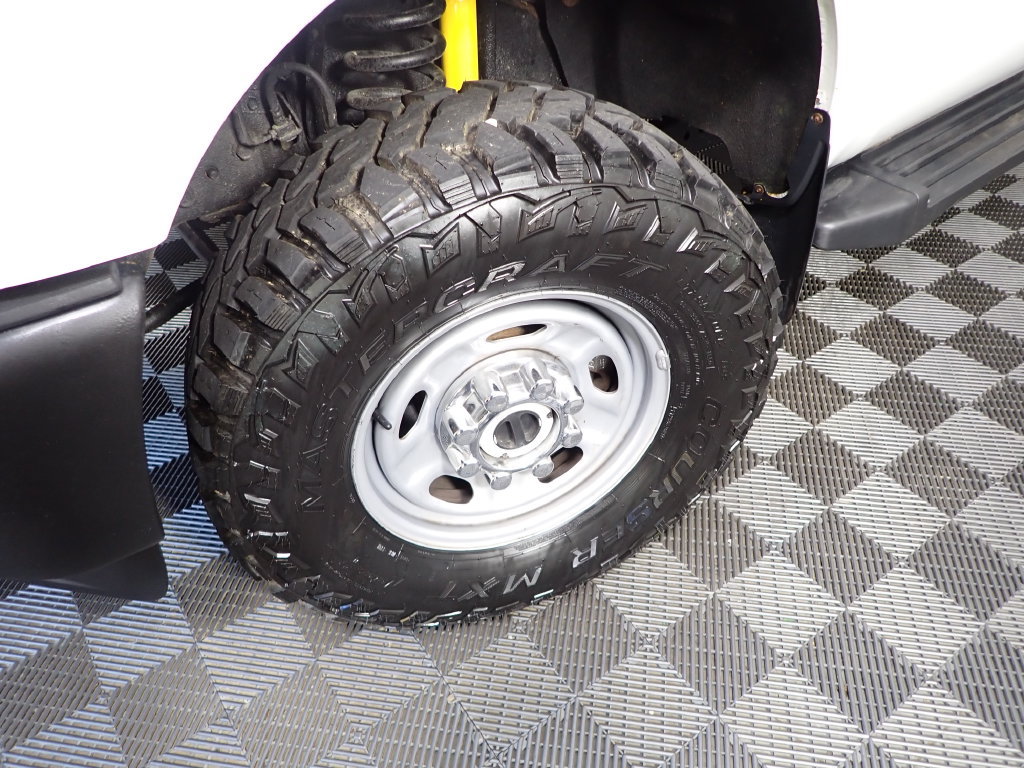 Used 2012 Ford F350 XL w/ Skid Plate Pkg AWD/4WD image 32