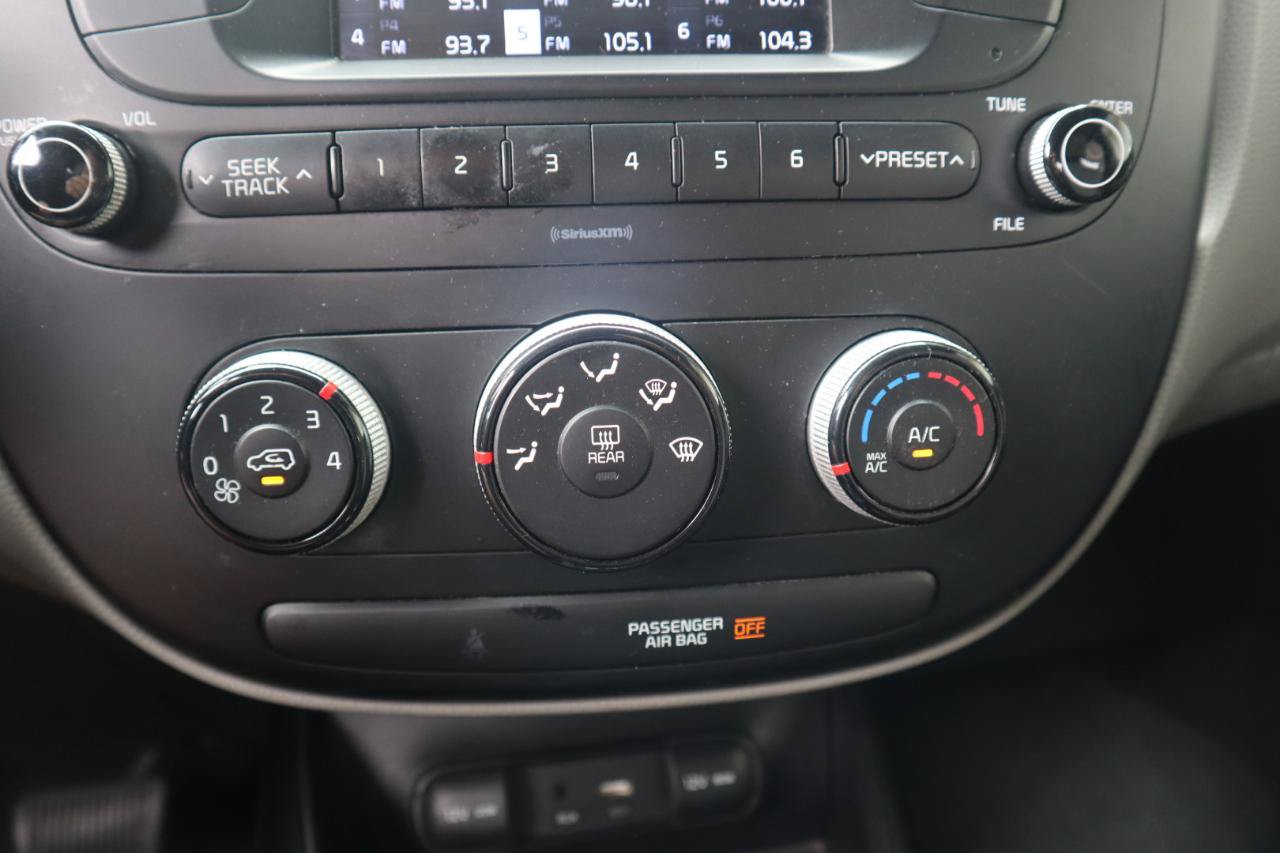 Used 2018 Kia Soul FWD image 56