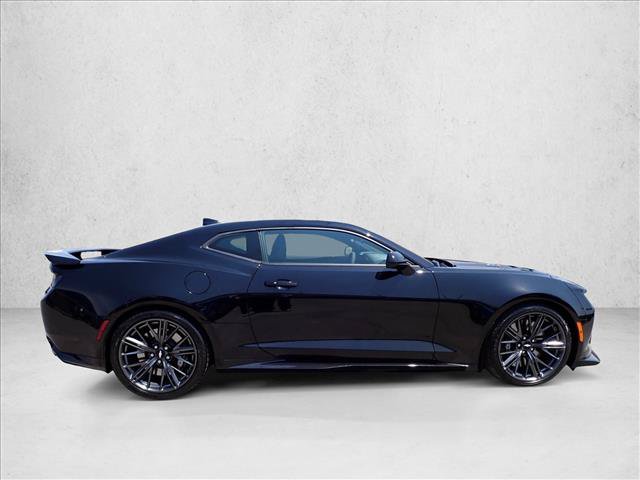 Used 2018 Chevrolet Camaro ZL1 RWD image 5