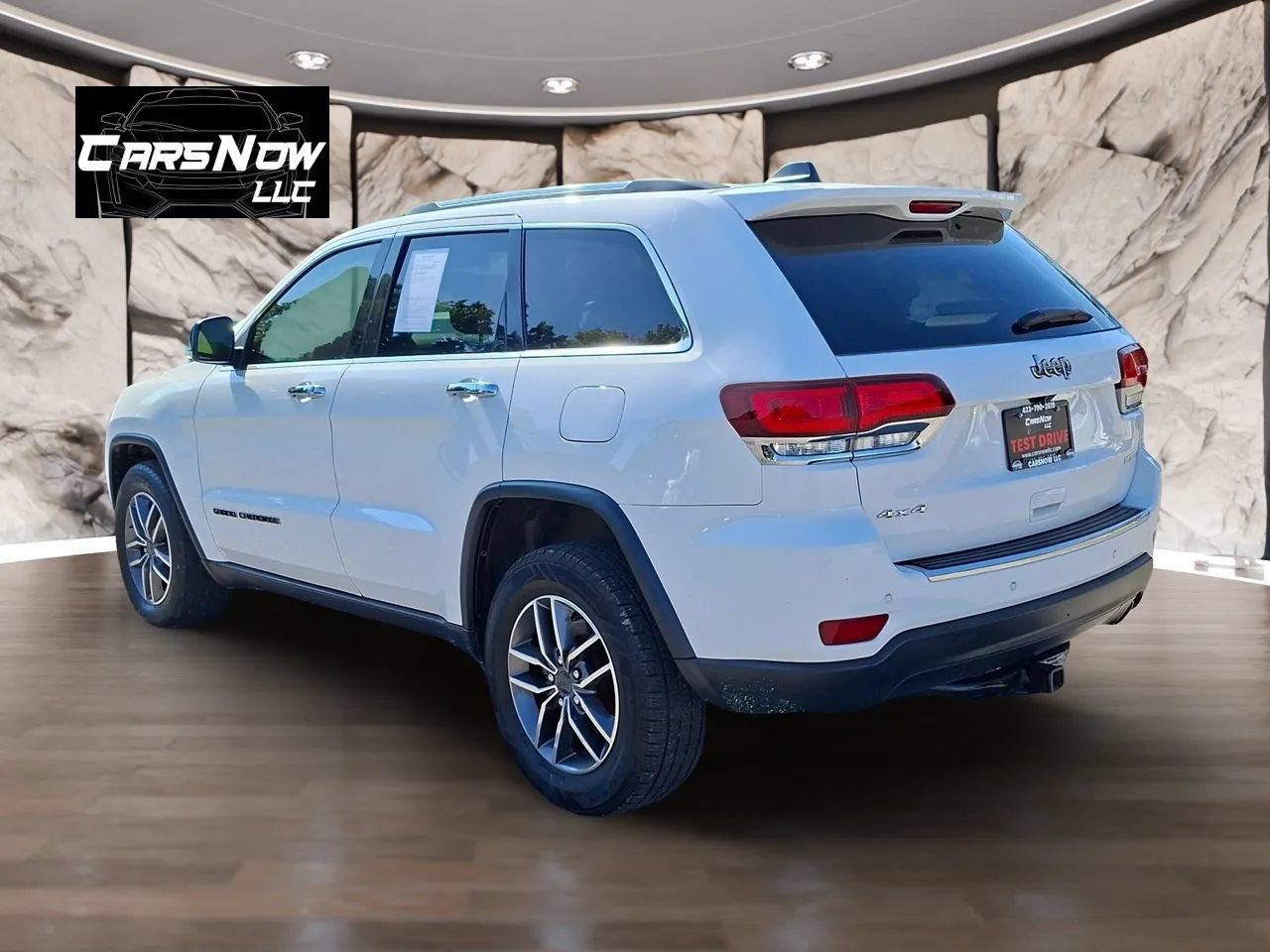 Used 2020 Jeep Grand Cherokee Limited AWD/4WD image 4