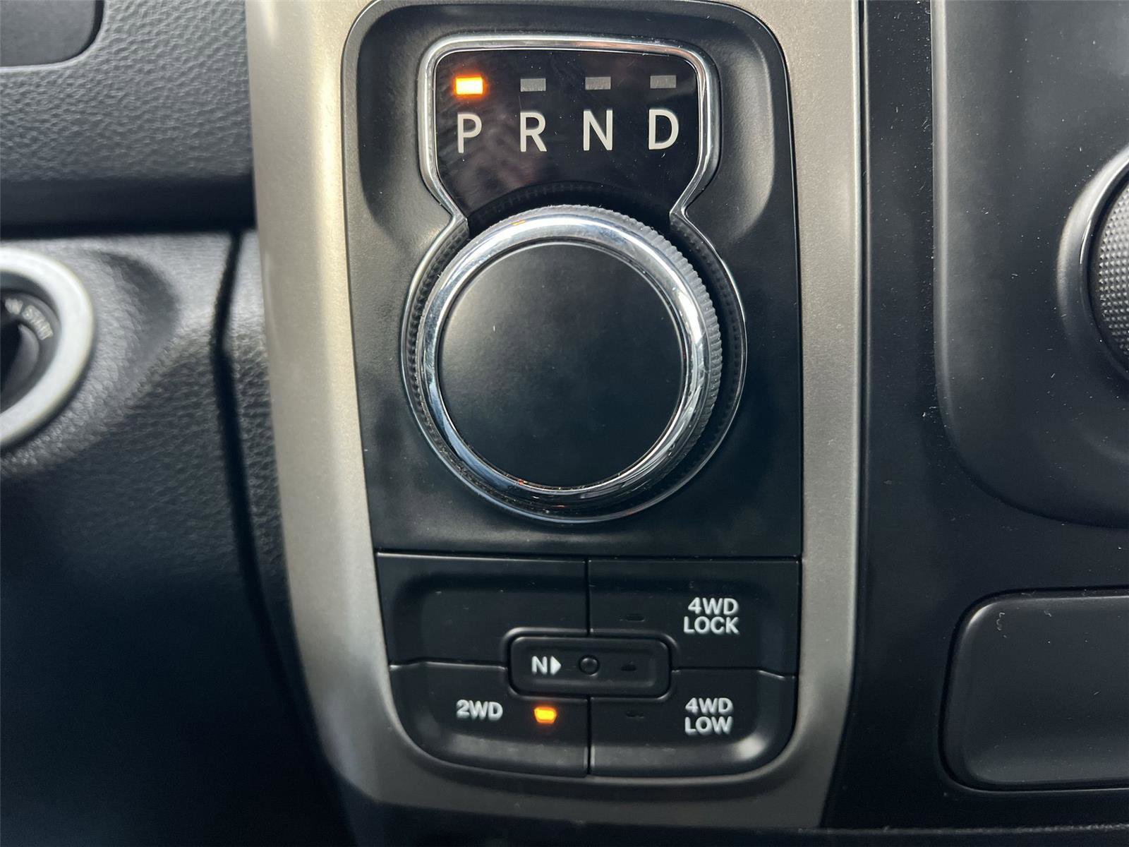 Used 2017 RAM 1500 Classic SLT w/ Luxury Group image 19