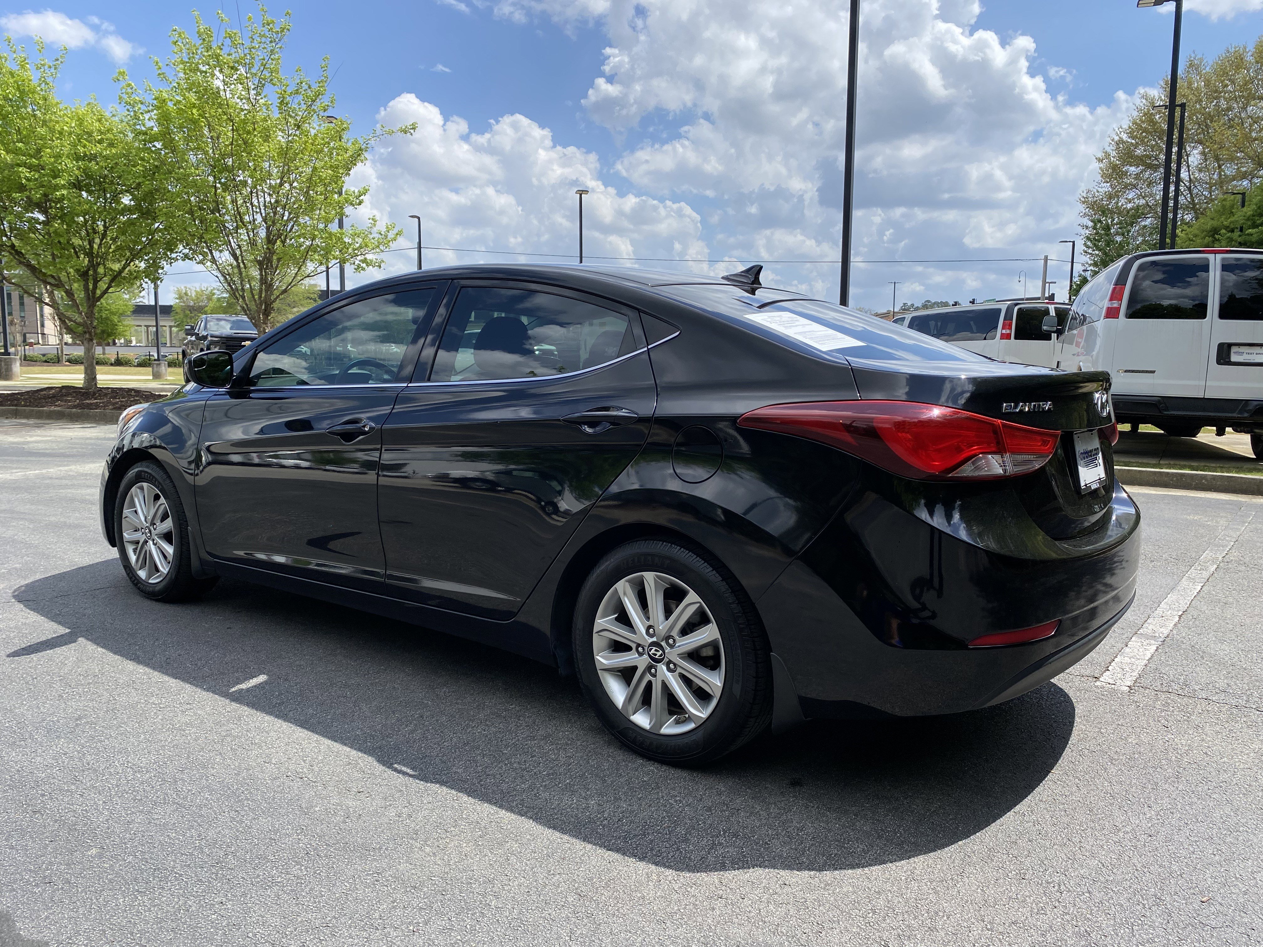 Used 2015 Hyundai Elantra SE w/ Option Group 03 image 7