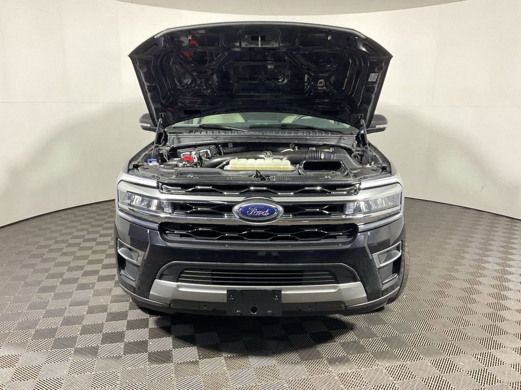 Used 2024 Ford Expedition Limited image 8