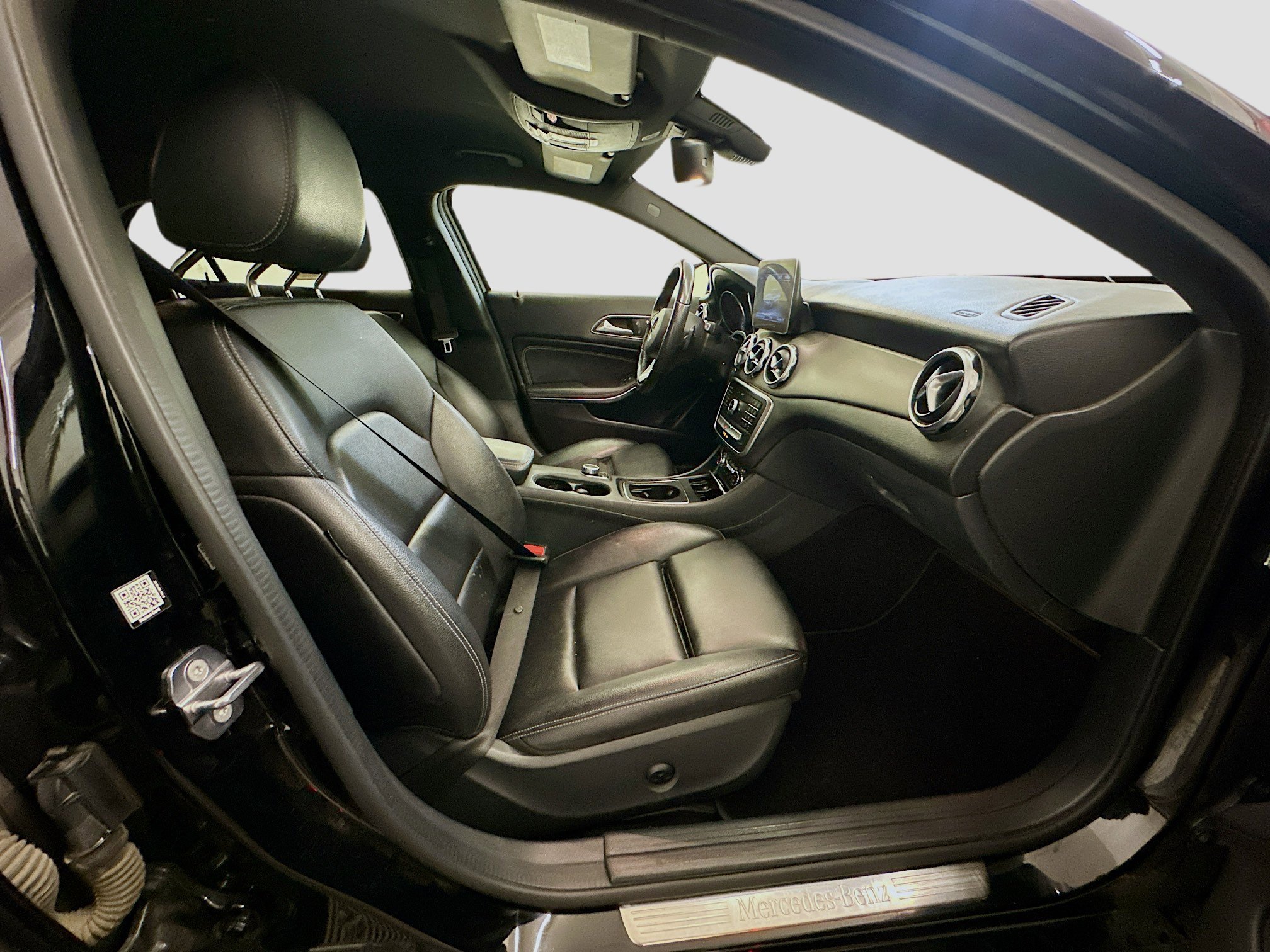 Used 2019 Mercedes-Benz GLA 250 4MATIC image 32