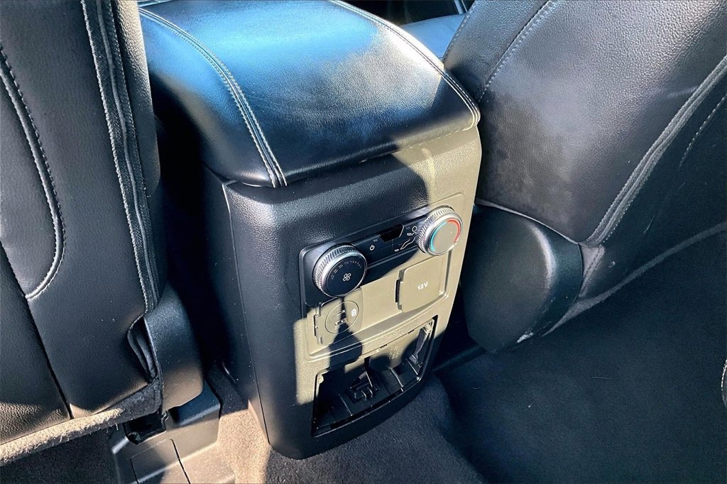 Used 2022 Ford Explorer ST image 32